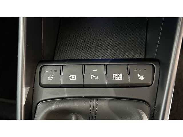 Hyundai BAYON 1.0 TGDi Premium 5dr Phantom Black