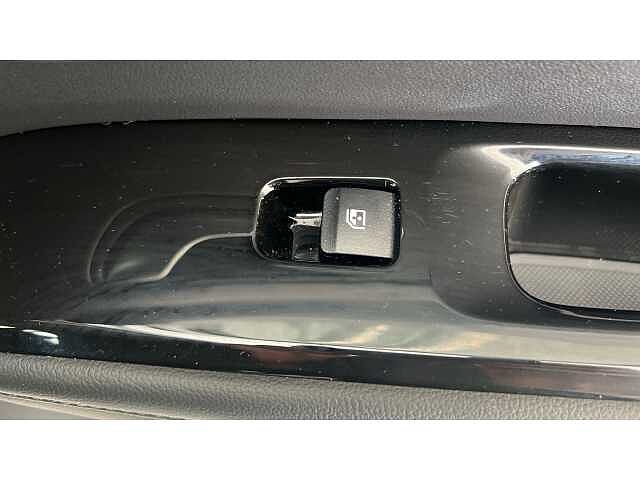 Hyundai TUCSON 1.6 TGDi Hybrid 230 Premium 5dr 2WD Auto White