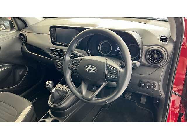 Hyundai I10 1.0 MPi SE Connect 5dr RED