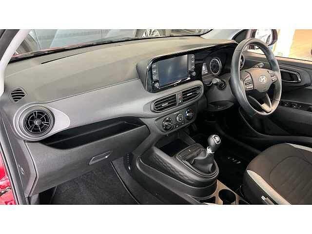 Hyundai I10 1.0 MPi SE Connect 5dr RED