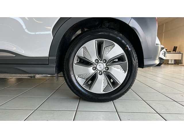 Hyundai Kona 150kW Premium SE 64kWh 5dr Auto