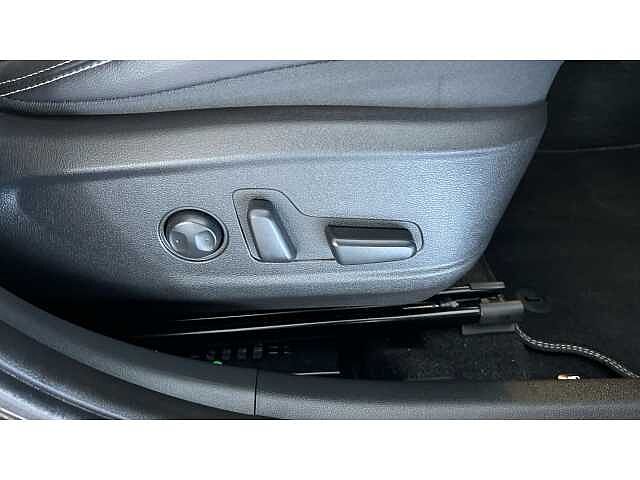 Hyundai Kona KONA 1.6 GDi Hybrid Premium SE 5dr DCT