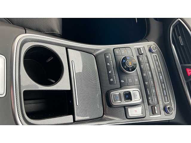 Hyundai Santa Fe SANTA FE 1.6 TGDi Plug-in Hybrid Ultimate 5dr 4WD Auto