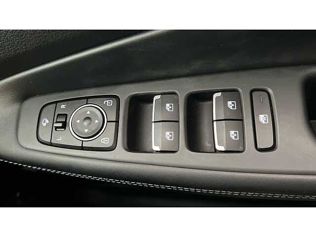 Hyundai Santa Fe SANTA FE 1.6 TGDi Plug-in Hybrid Ultimate 5dr 4WD Auto