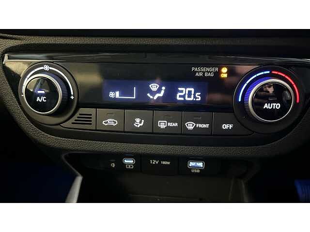 Hyundai i10 I10 1.0 [58] Premium 5dr Auto [Nav]