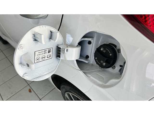 Hyundai i10 1.0 [58] Premium 5dr Auto [Nav]