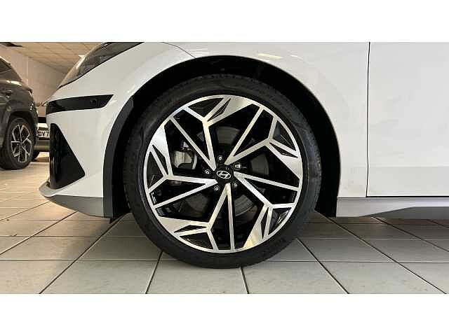 Hyundai Ioniq 6 IONIQ 6 239kW Ultimate 77kWh 4dr AWD Auto