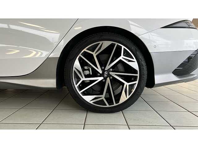 Hyundai Ioniq 6 IONIQ 6 239kW Ultimate 77kWh 4dr AWD Auto