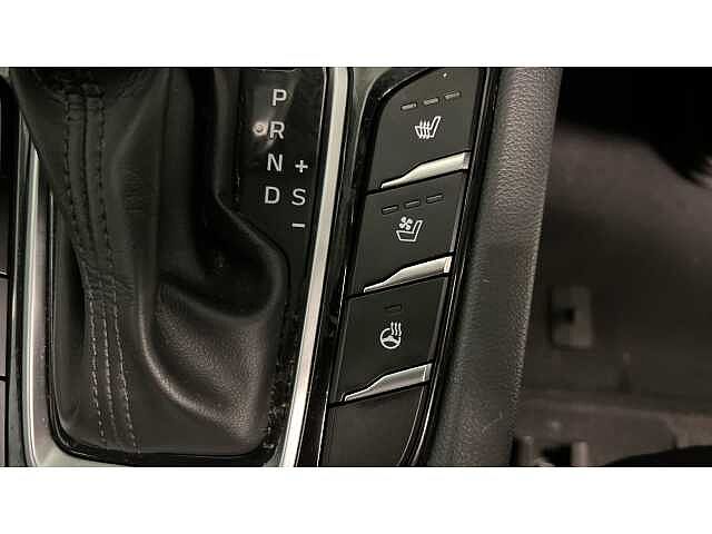 Hyundai Ioniq IONIQ 1.6 GDi Hybrid Premium SE 5dr DCT
