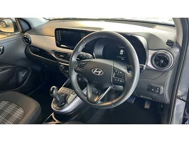 Hyundai i10 I10 1.0 [63] Premium 5dr Auto [Nav]