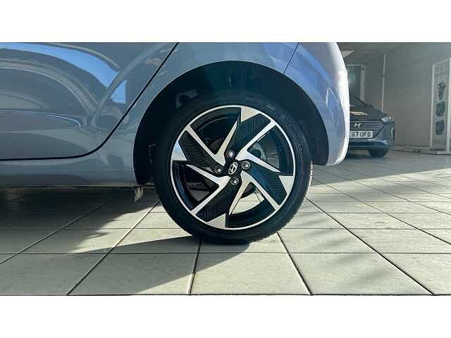 Hyundai i10 I10 1.0 [63] Premium 5dr Auto [Nav]
