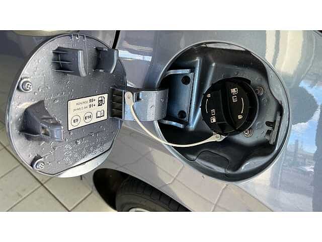 Hyundai i10 I10 1.0 [63] Premium 5dr Auto [Nav]