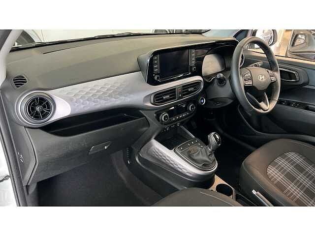 Hyundai i10 I10 1.0 [63] Premium 5dr Auto [Nav]
