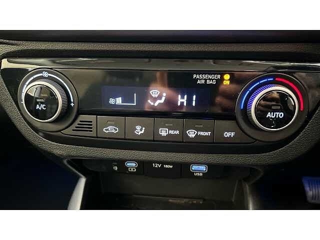 Hyundai i10 I10 1.0 [63] Premium 5dr Auto [Nav]