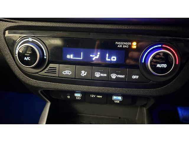 Hyundai i10 I10 1.0 [63] Premium 5dr Auto [Nav]