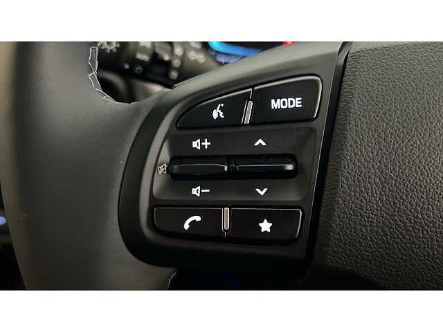 Hyundai i10 i10 5Dr HAT 1.2 MPi 79ps Premium NAV AU