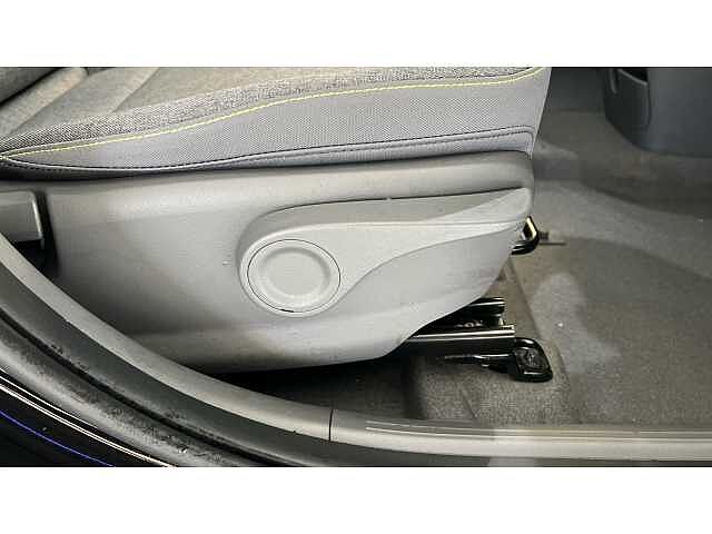 Hyundai Inster INSTER 85kW Cross 49kWh 5dr Auto