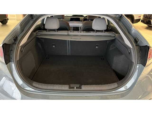 Hyundai Ioniq IONIQ 100kW Premium 38kWh 5dr Auto
