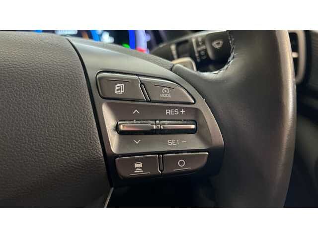 Hyundai Ioniq IONIQ 100kW Premium 38kWh 5dr Auto