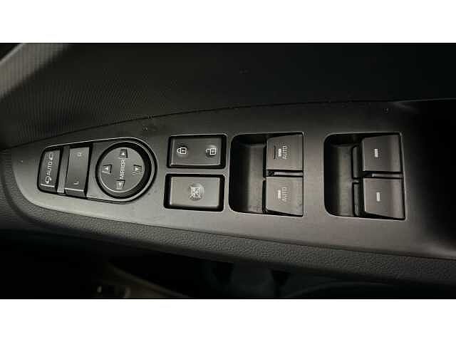 Hyundai Ioniq IONIQ 100kW Premium 38kWh 5dr Auto