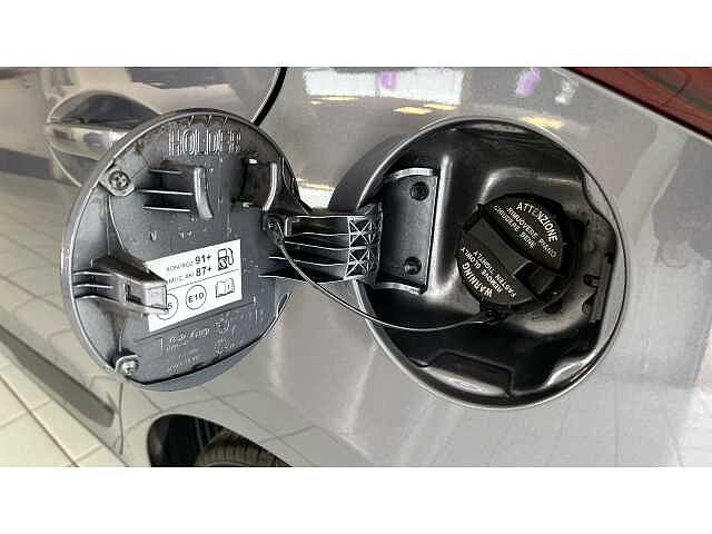 Hyundai i20 I20 1.2 MPi Premium Nav 5dr