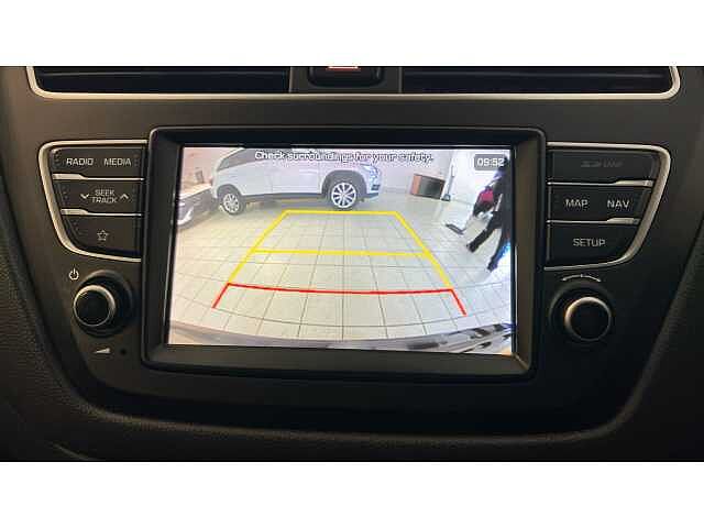 Hyundai i20 I20 1.2 MPi Premium Nav 5dr