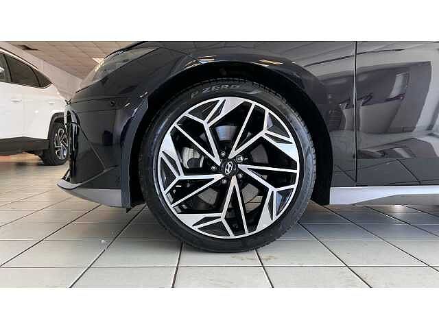 Hyundai Ioniq 6 IONIQ 6 239kW Ultimate 77kWh 4dr AWD Auto