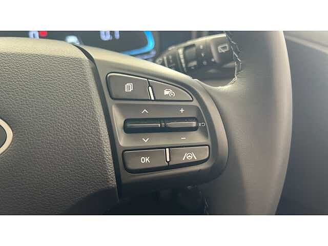 Hyundai i10 i10 5Dr HAT 1.2 MPi 79ps Advance NAV AU