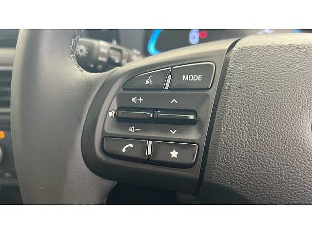 Hyundai i10 i10 5Dr HAT 1.2 MPi 79ps Advance NAV AU