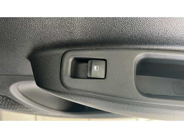 Hyundai i10 i10 5Dr HAT 1.2 MPi 79ps Advance NAV AU