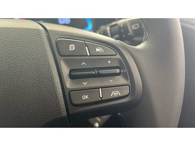 Hyundai i10 i10 5Dr HAT 1.0 MPi 63ps Advance NAV AU