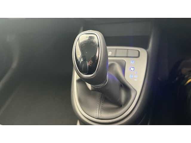 Hyundai i10 i10 5Dr HAT 1.0 MPi 63ps Advance NAV AU