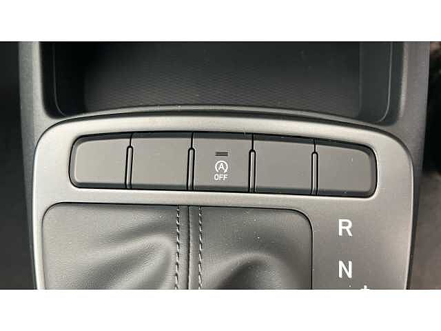 Hyundai i10 i10 5Dr HAT 1.0 MPi 63ps Advance NAV AU
