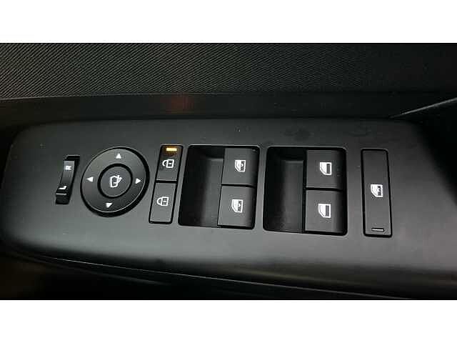 Hyundai KONA 1.6T 138 Advance 5dr