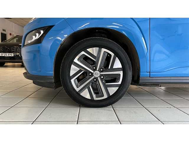 Hyundai KONA 100kW Premium 39kWh 5dr Auto