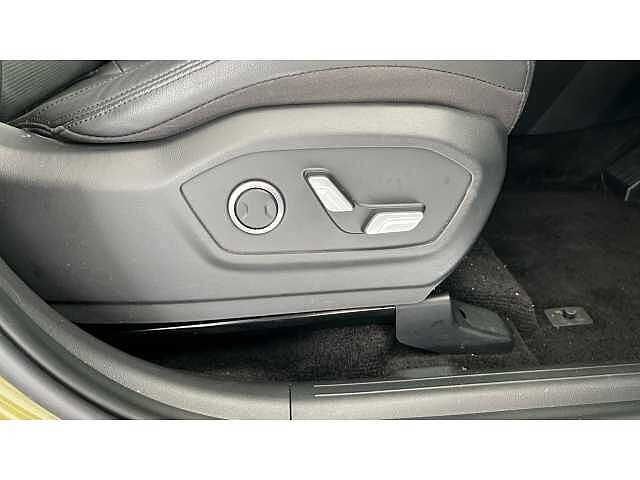 Hyundai SANTA FE 1.6 TGDi Plug-in Hybrid Premium 5dr 4WD Auto