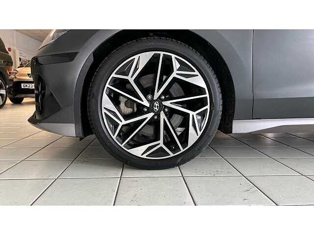 Hyundai IONIQ 6 168kW Premium 77kWh 4dr Auto
