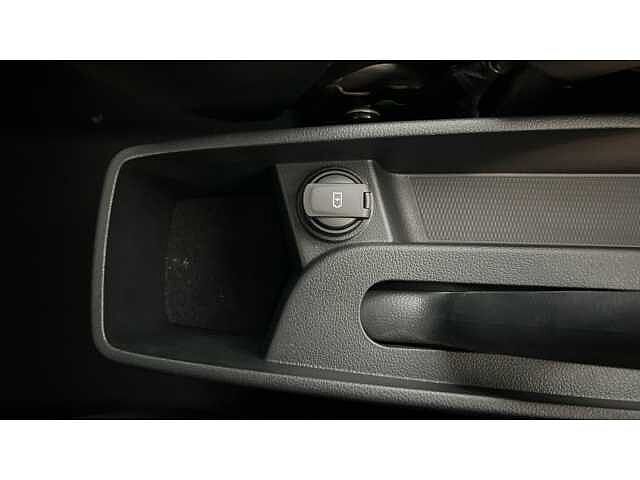 Hyundai i10 i10 5Dr HAT 1.0 MPi 63ps Advance NAV