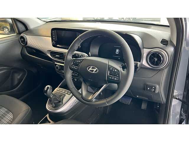 Hyundai i10 1.2 [79] Premium 5dr Auto [Nav]