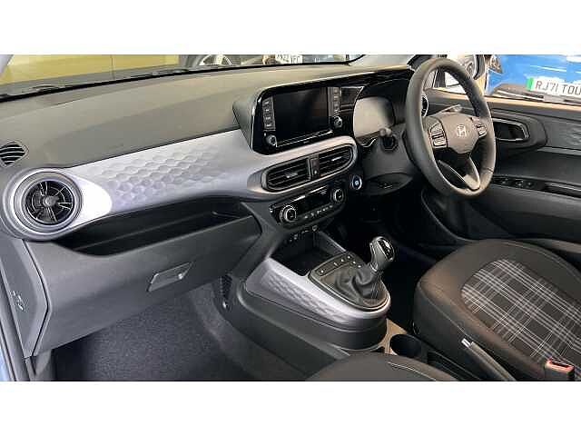 Hyundai i10 1.2 [79] Premium 5dr Auto [Nav]