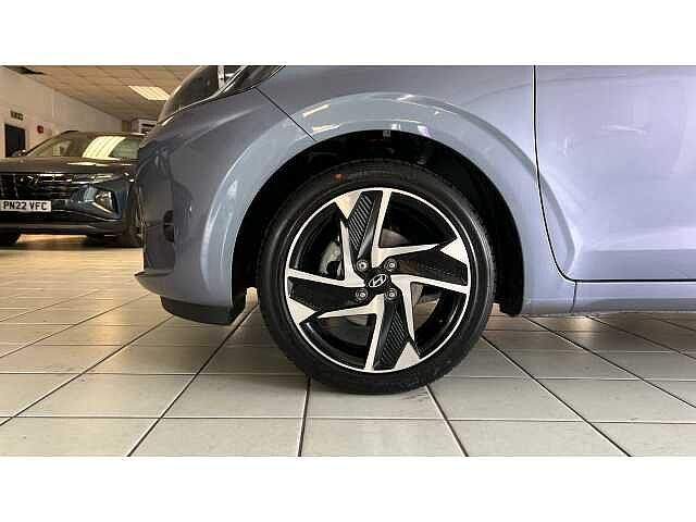 Hyundai i10 1.2 [79] Premium 5dr Auto [Nav]