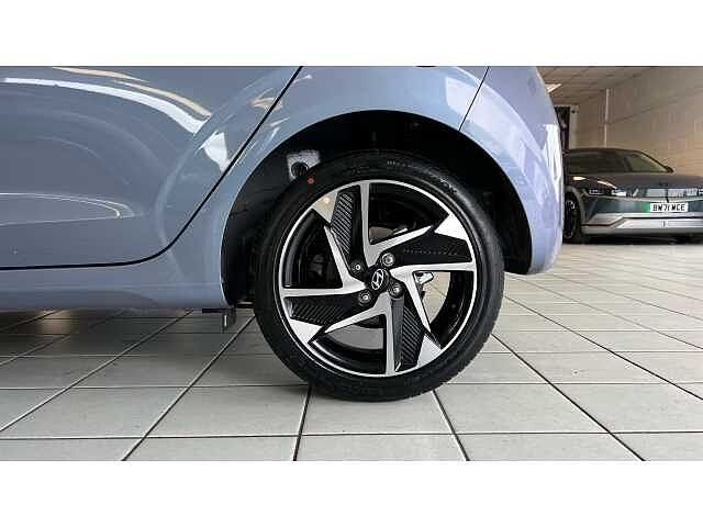 Hyundai i10 1.2 [79] Premium 5dr Auto [Nav]