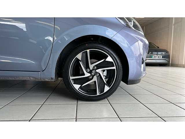 Hyundai i10 1.2 [79] Premium 5dr Auto [Nav]