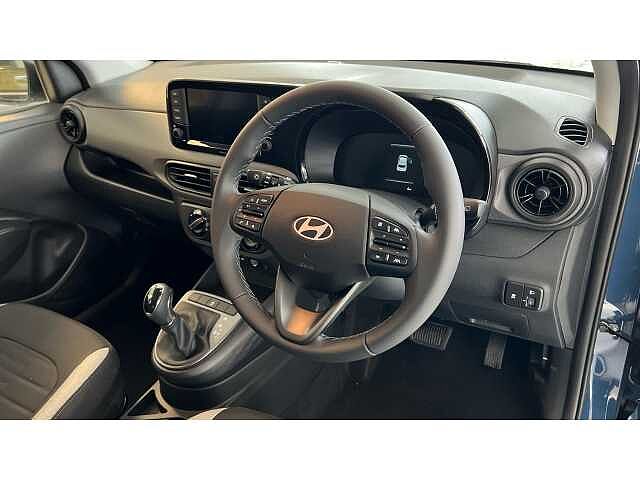 Hyundai i10 i10 5Dr HAT 1.0 MPi 63ps Advance NAV AU