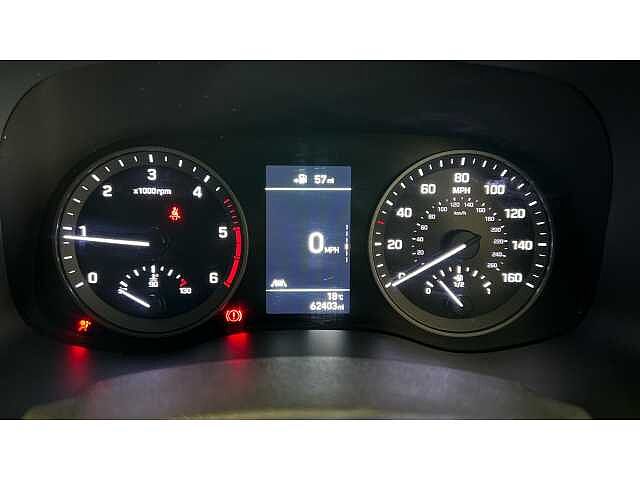 Hyundai TUCSON 1.6 CRDi 48V MHD 136 N Line 5dr 2WD