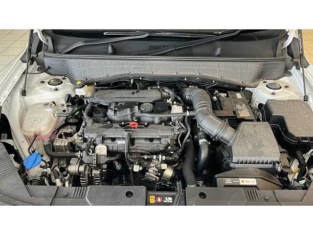Hyundai KONA 1.6T 138 Advance 5dr