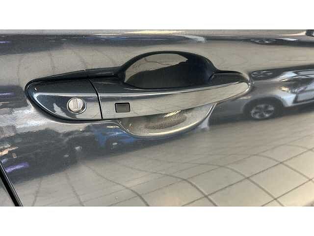 Hyundai KONA 150kW Premium 64kWh 5dr Auto