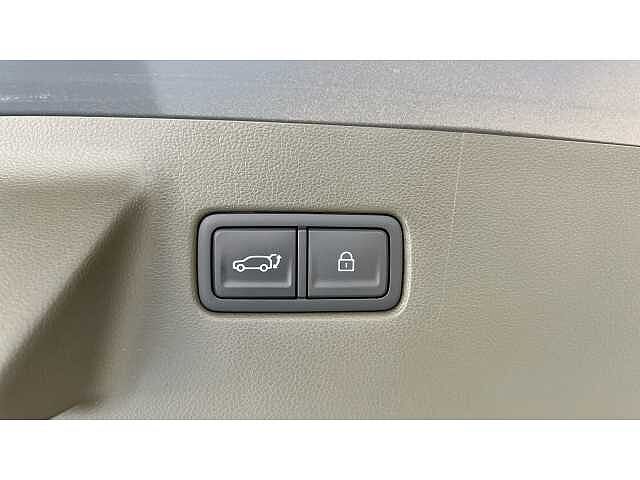 Hyundai SANTA FE 1.6 TGDi 239 Hybrid Ultimate 5dr 4WD Auto