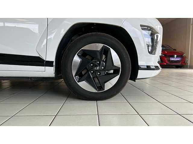 Hyundai KONA 115kW Advance 48kWh 5dr Auto