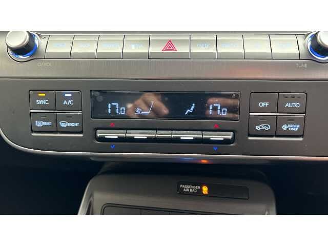 Hyundai KONA 115kW Advance 48kWh 5dr Auto